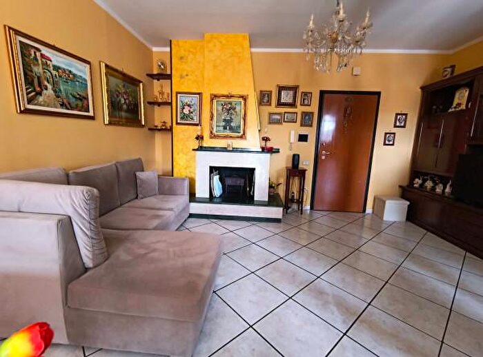 Appartamento trilocale in vendita in Via Fabrizio Mancusi, Giffoni Valle Piana