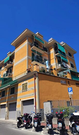Appartamento quadrilocale in vendita in Via Privata Villa Bassa, Santa Margherita Ligure