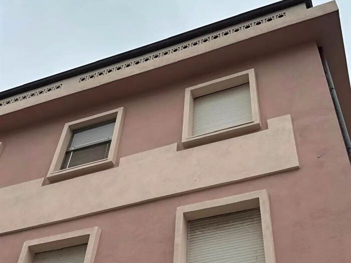 Appartamento trilocale in vendita in Via Barbagia, Quartucciu