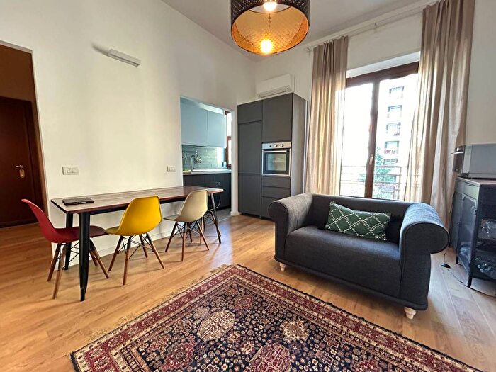 Appartamento bilocale in affitto in Via Lodovico il Moro, Famagosta Barona, Milano