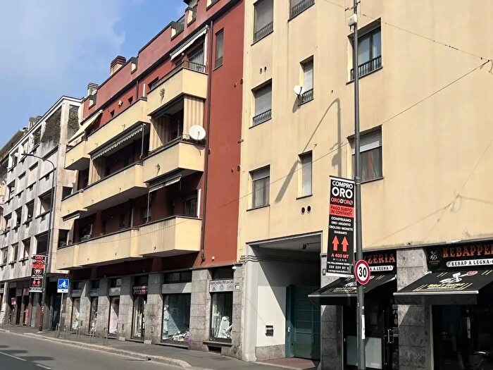 Appartamento trilocale in vendita in Milano