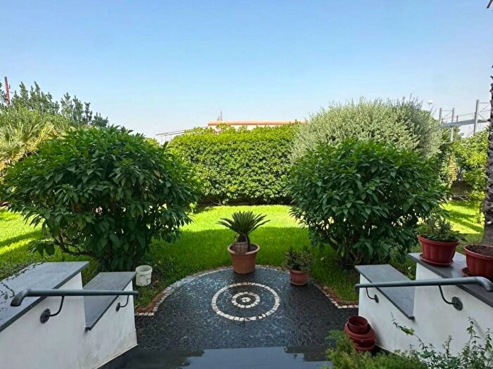 Appartamento quadrilocale in affitto in Via Sant'Anna, Somma Vesuviana