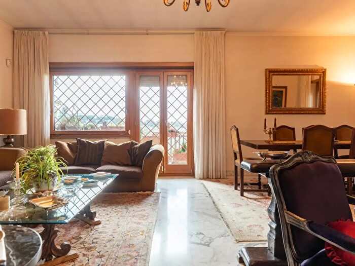 Appartamento con 5 locali in vendita in Viale del Tintoretto, Roma