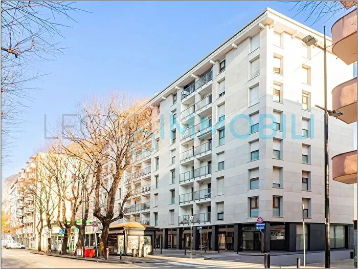 Appartamento bilocale in vendita in Viale Turati, Lecco