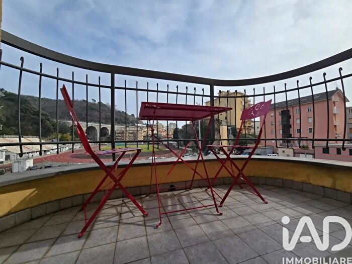 Appartamento bilocale in vendita in Via della Gioventã¹, Cogoleto