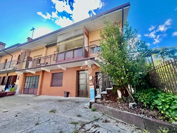Casa quadrilocale in vendita in Via Umberto I, Maniago