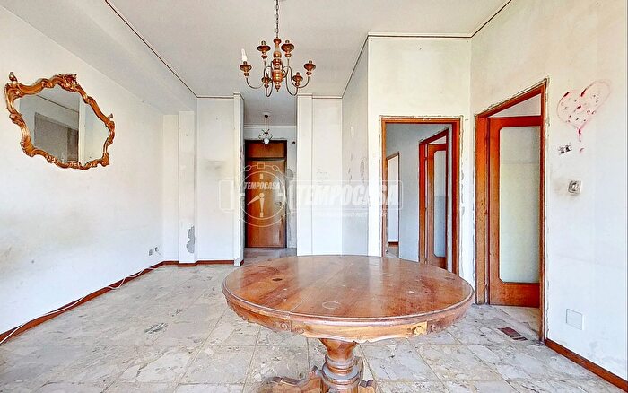 Appartamento trilocale in vendita in Via Milano, Salsomaggiore Terme