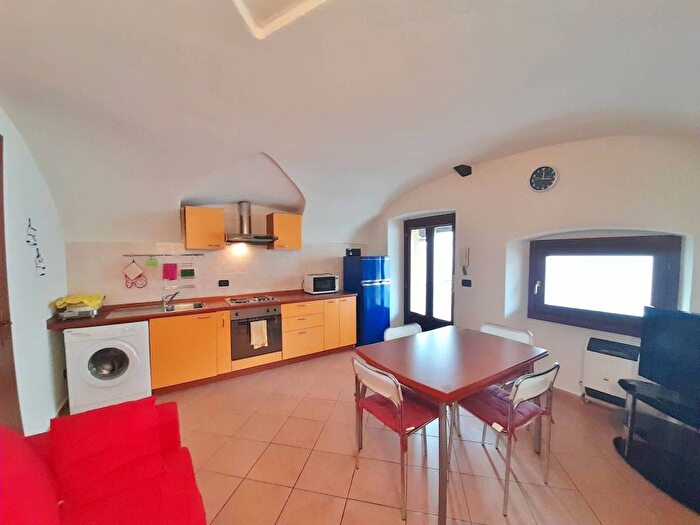 Appartamento bilocale in affitto in Via Francesco Perotti, Breo, Mondovì