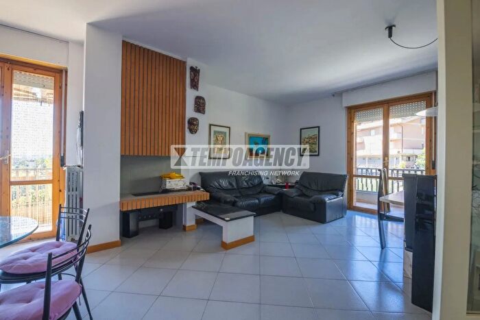 Appartamento quadrilocale in vendita in Via Rossini, Corridonia