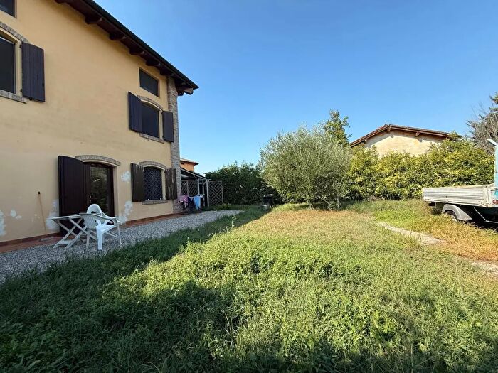 Casa con 6 locali in vendita in Via Cirione, Castelfranco Emilia