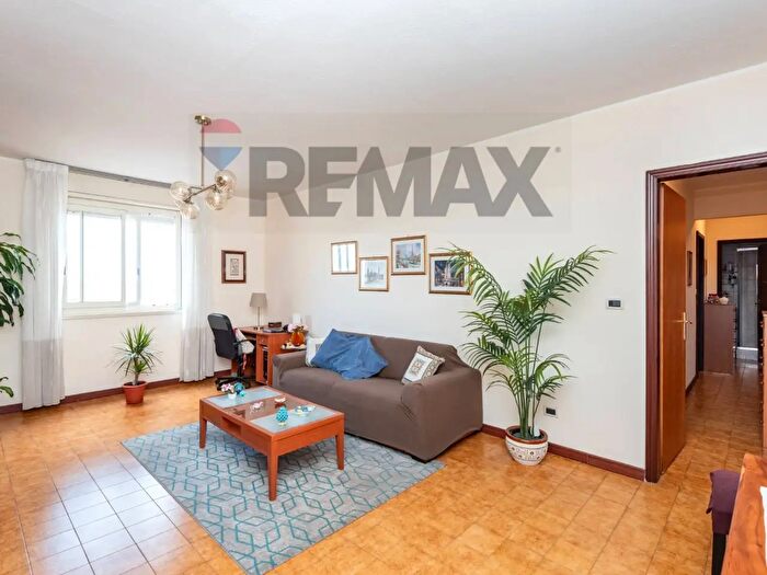Appartamento quadrilocale in vendita in Viale Castagnola, Catania