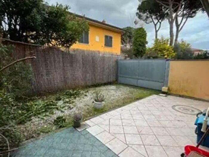 Casa con 6 locali in vendita in Via della Barbiera, Forte Dei Marmi