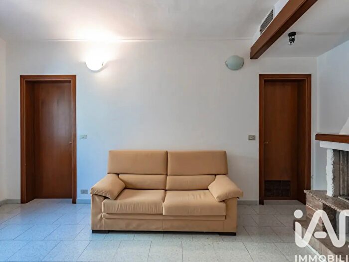 Casa quadrilocale in vendita in Corso Panaro, Bondeno