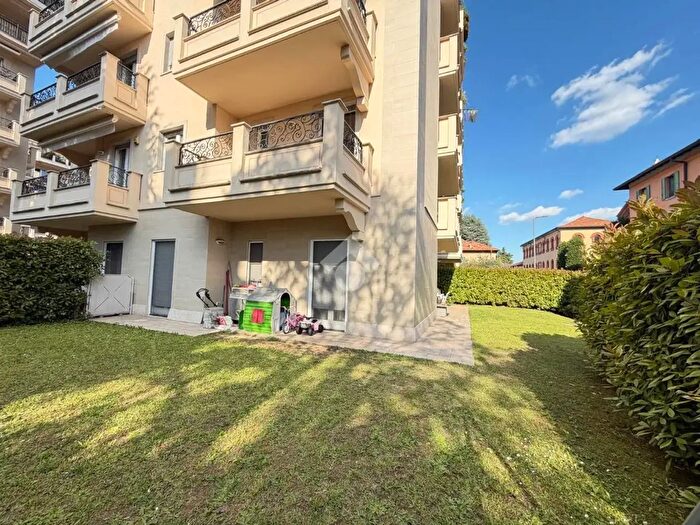 Appartamento trilocale in vendita in Via Stefano da Seregno, Seregno