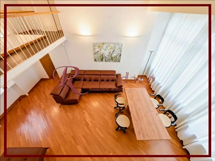 Appartamento trilocale in affitto in Via Alberto da Giussano, Milano