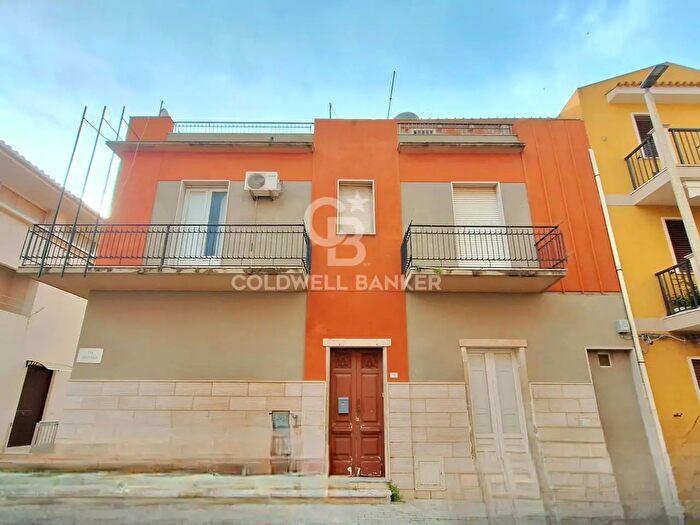 Casa con 5 locali in vendita in Via Solferino, Pozzallo