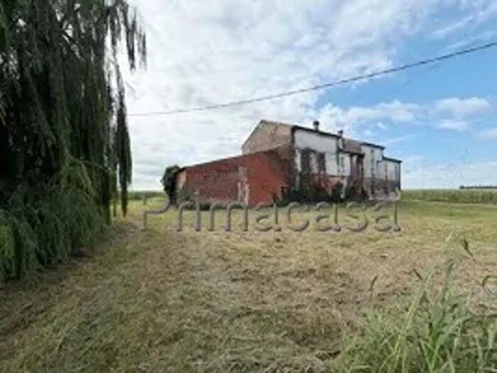 Casa con 9 locali in vendita in Via Pezzone, Nogara