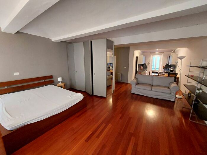 Appartamento monolocale in affitto in Via dei Grasolfi, Centro Storico, Modena