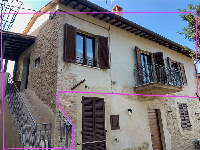 Appartamento trilocale in vendita in Loc Marcellano, Gualdo Cattaneo