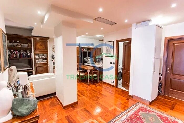 Appartamento quadrilocale in vendita in Via del Castello, Piacenza