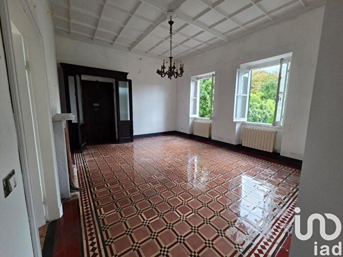 Appartamento con 7 locali in vendita in Piazza Cerro, Carro