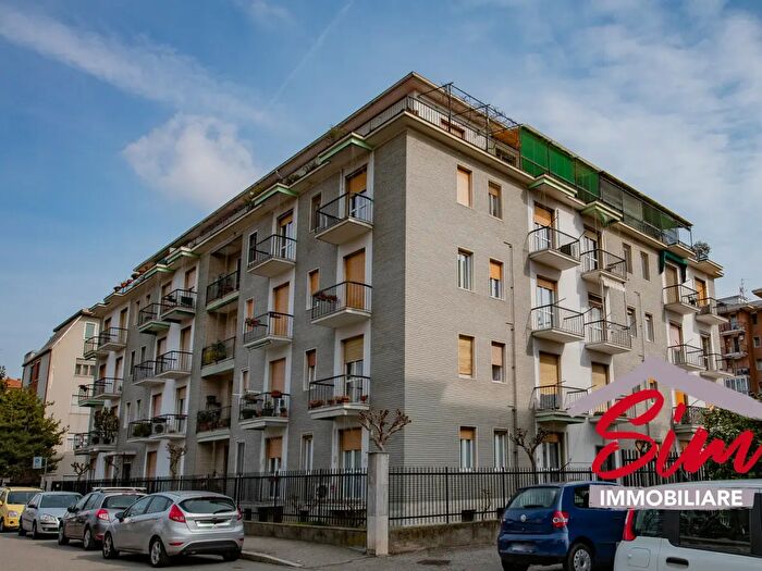 Appartamento quadrilocale in affitto in Via Monte Grappa Snc, Novara