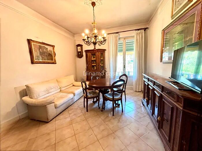 Appartamento quadrilocale in vendita in Via Beccaria, Firenze