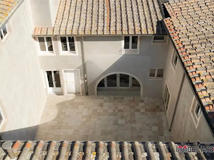 Appartamento trilocale in vendita in Gambassi Terme