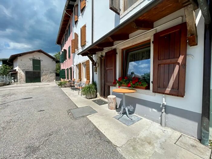 Casa quadrilocale in vendita in Via Pennar, Asiago