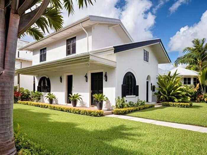 Casa con 9 locali in vendita in Forte Dei Marmi