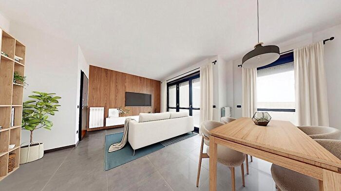 Appartamento trilocale in vendita in Via Martiri delle Foibe Sesto San Giovanni MI Italia Milano, Sesto San Giovanni