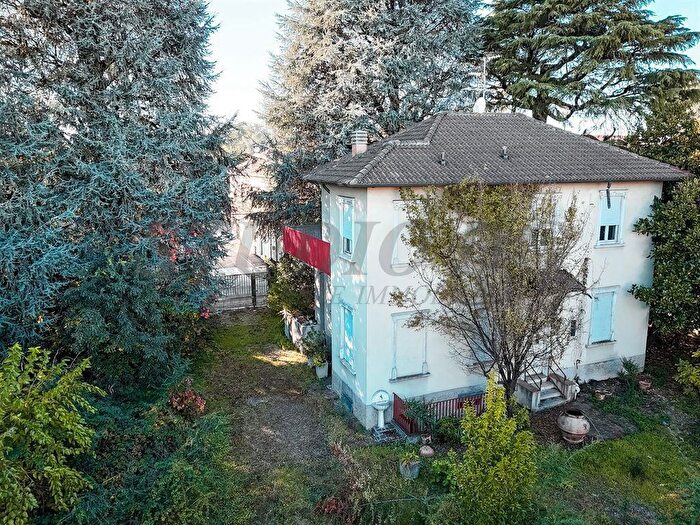 Case in Vendita e in Affitto - 3