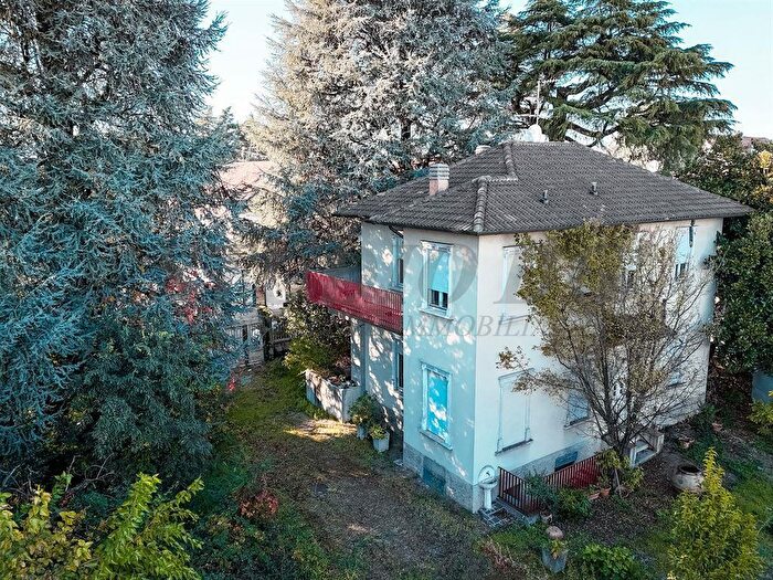 Case in Vendita e in Affitto - 2