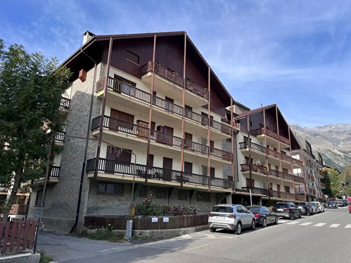 Appartamento trilocale in vendita in Via Luigi Einaudi Bis, Bardonecchia