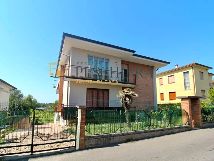 Appartamento con 10 locali in vendita in Via Tintoretto, Peschiera Del Garda