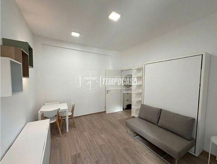 Appartamento monolocale in affitto in Via Pordenone, Udine, Milano