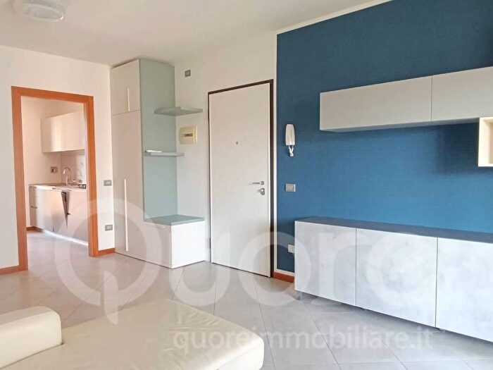Appartamento quadrilocale in affitto in Via Cividale, Udine