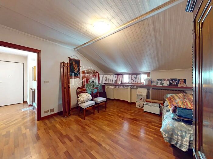 Appartamento trilocale in vendita in Via Pavarolo, Baldissero Torinese