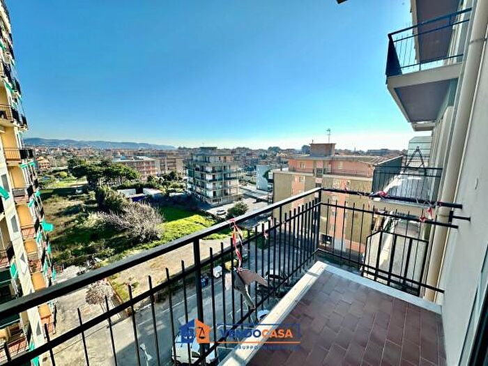 Appartamento bilocale in vendita in Via Michelangelo, Borghetto Santo Spirito