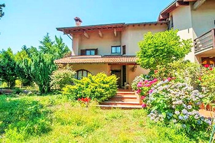 Casa con 5 locali in vendita in Treviglio