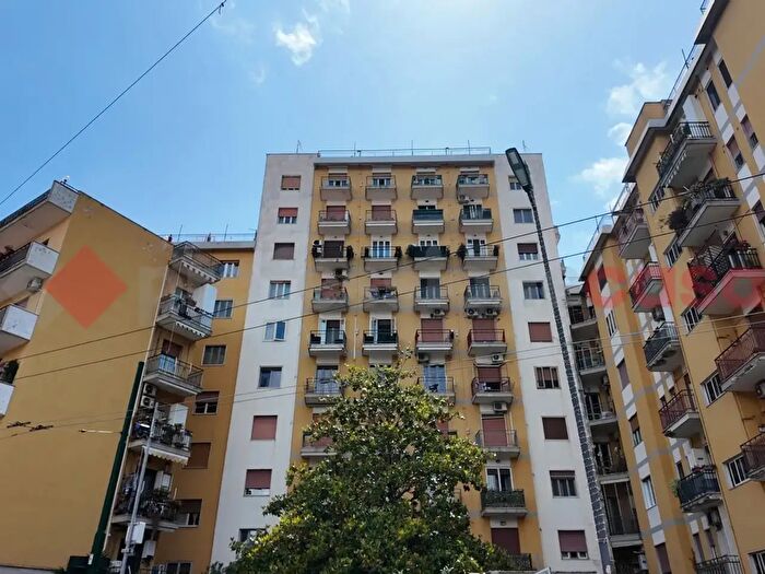 Appartamento con 5 locali in affitto in Via Armando Diaz, Portici
