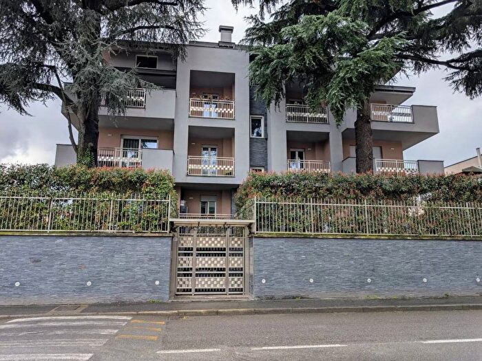 Appartamento bilocale in affitto in Via Per Castellanza, San Martino, Legnano