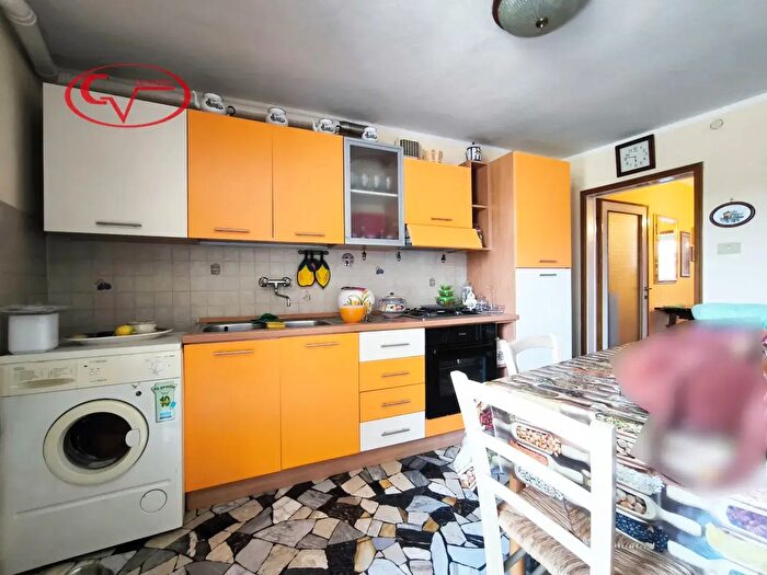 Appartamento bilocale in vendita in Via Roma, Figline e Incisa Valdarno