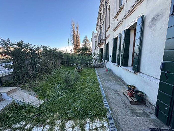 Appartamento monolocale in affitto in Via Guglielmo Marconi, Mira Taglio, Mira