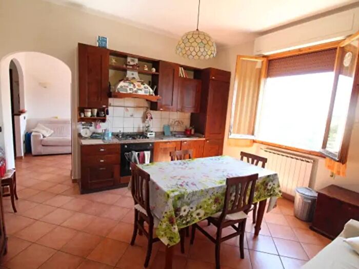 Appartamento con 5 locali in vendita in Viale Giacomo Matteotti, Montespertoli