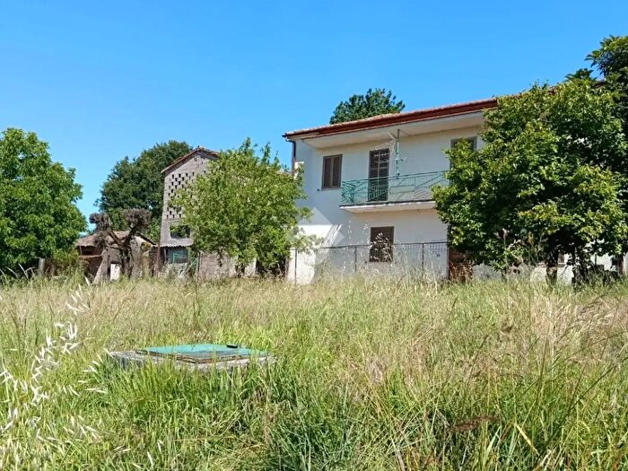 Casa con 9 locali in vendita in Via Mola, Ferentino