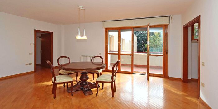 Appartamento quadrilocale in vendita in Prato