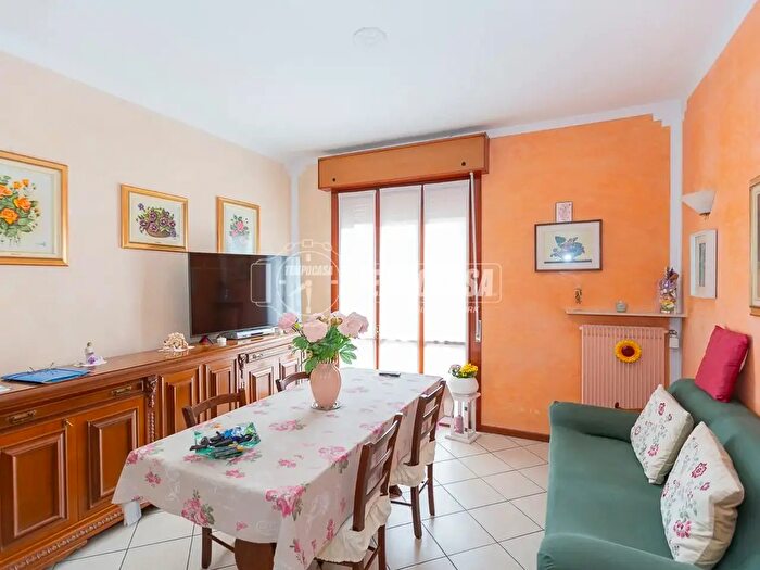 Appartamento trilocale in vendita in Via Brodolini, Spino D'Adda