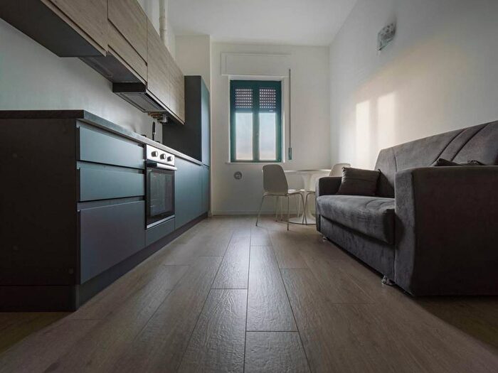 Appartamento bilocale in affitto in Via Cimbardi, Centro, Cassano dAdda