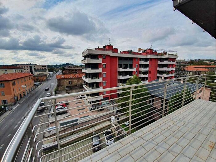 Appartamento trilocale in affitto in Via Pasquali paoli, Camerlata Rebbio, Como